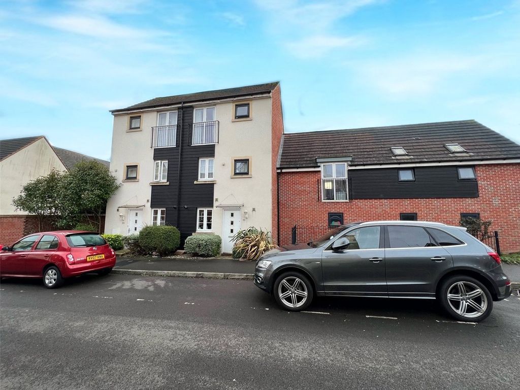 3 bed semidetached house for sale in Sinclair Drive, Basingstoke