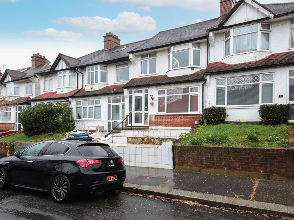 3 bed terraced house for sale in Norbury Rise, London SW16, £475,000