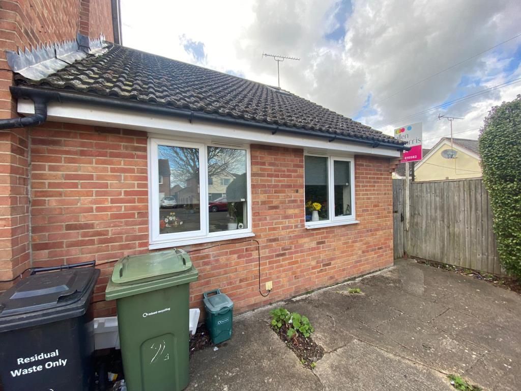 2 bed end terrace house to rent in Sutton Courtenay, Oxfordshire OX14