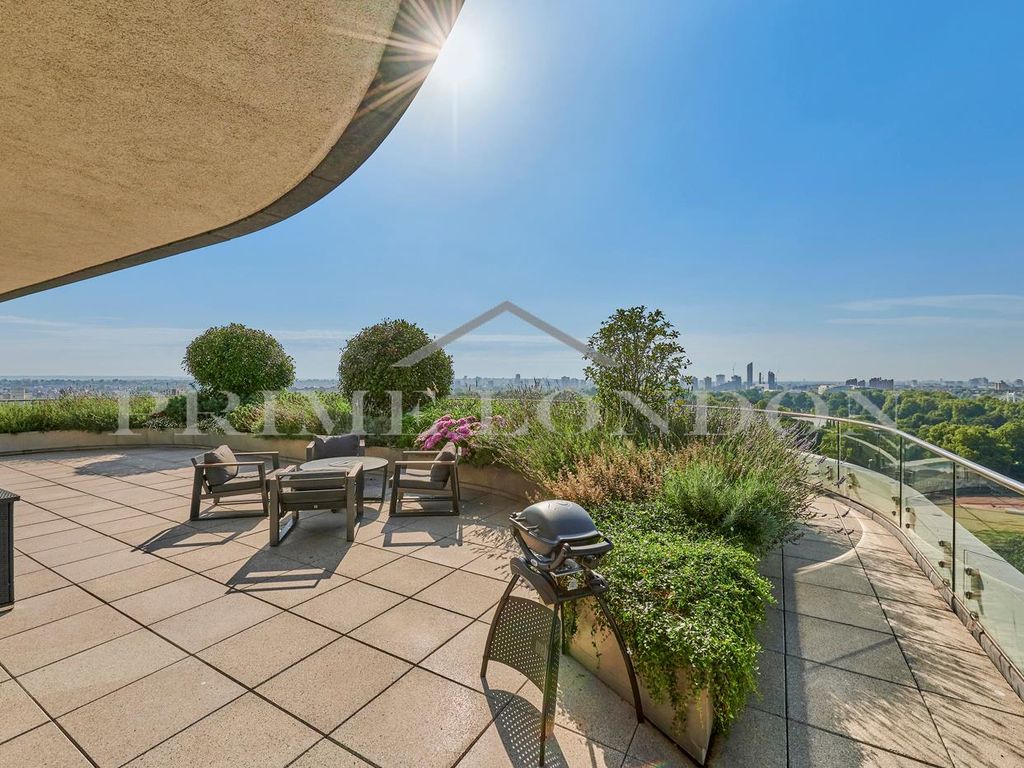 4 bed flat for sale in Cascade Court, Vista Chelsea Bridge Wharf, London SW8, £6,500,000 Zoopla