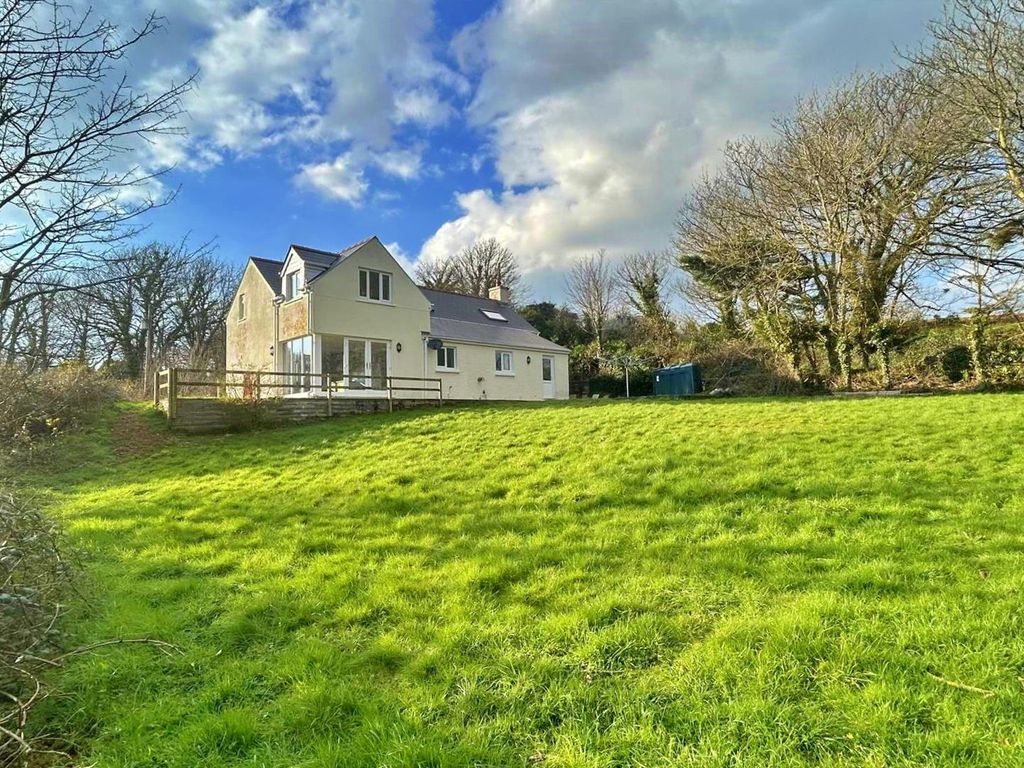 4 bed cottage for sale in Hayscastle, Haverfordwest SA62, £475,000 Zoopla