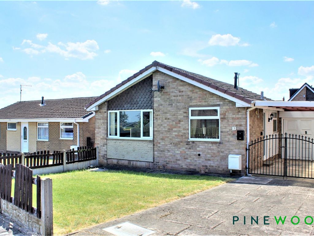 2 bed bungalow for sale in Thoresby Avenue, Clowne, Chesterfield