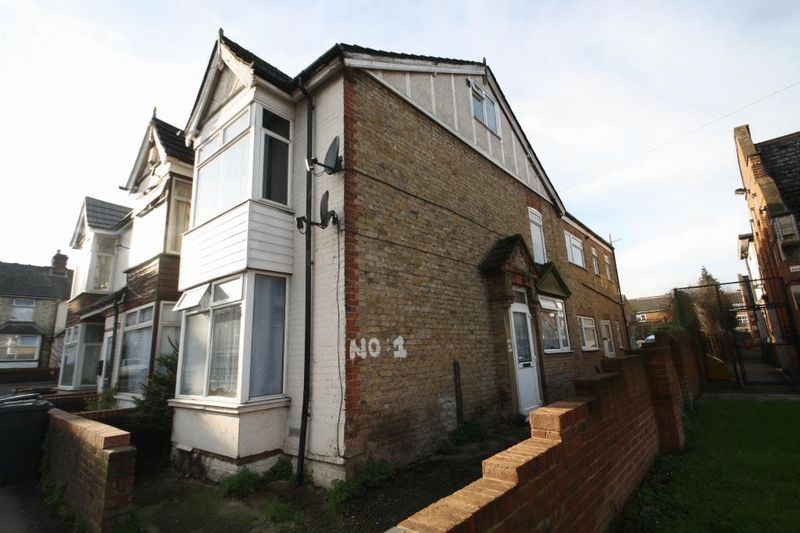 1 bed flat to rent in Green Street, High HP11 Zoopla