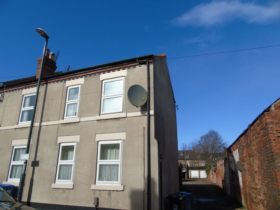 2 bed terraced house to rent in Drewry Lane, Derby, Derbyshire DE22