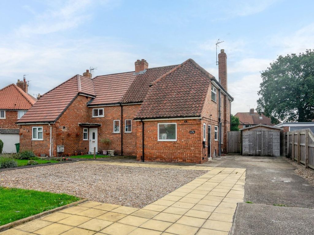 3 bed semidetached house for sale in North Moor, Huntington, York YO32