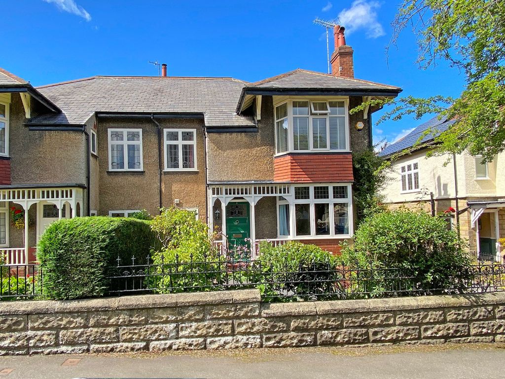4 bed semidetached house for sale in Westbourne Avenue, Harrogate HG2