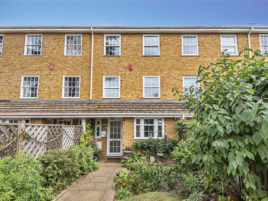4 bed terraced house for sale in Staines, Surrey TW18 Zoopla