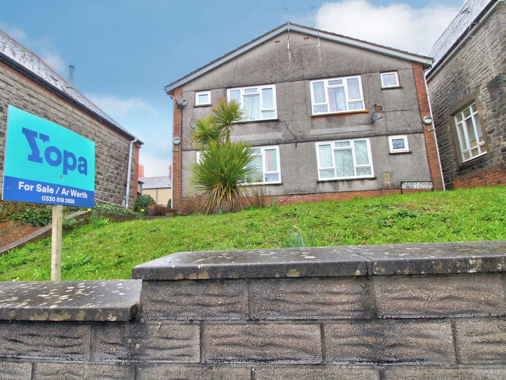 Studio for sale in Plassey Street, Penarth CF64 Zoopla