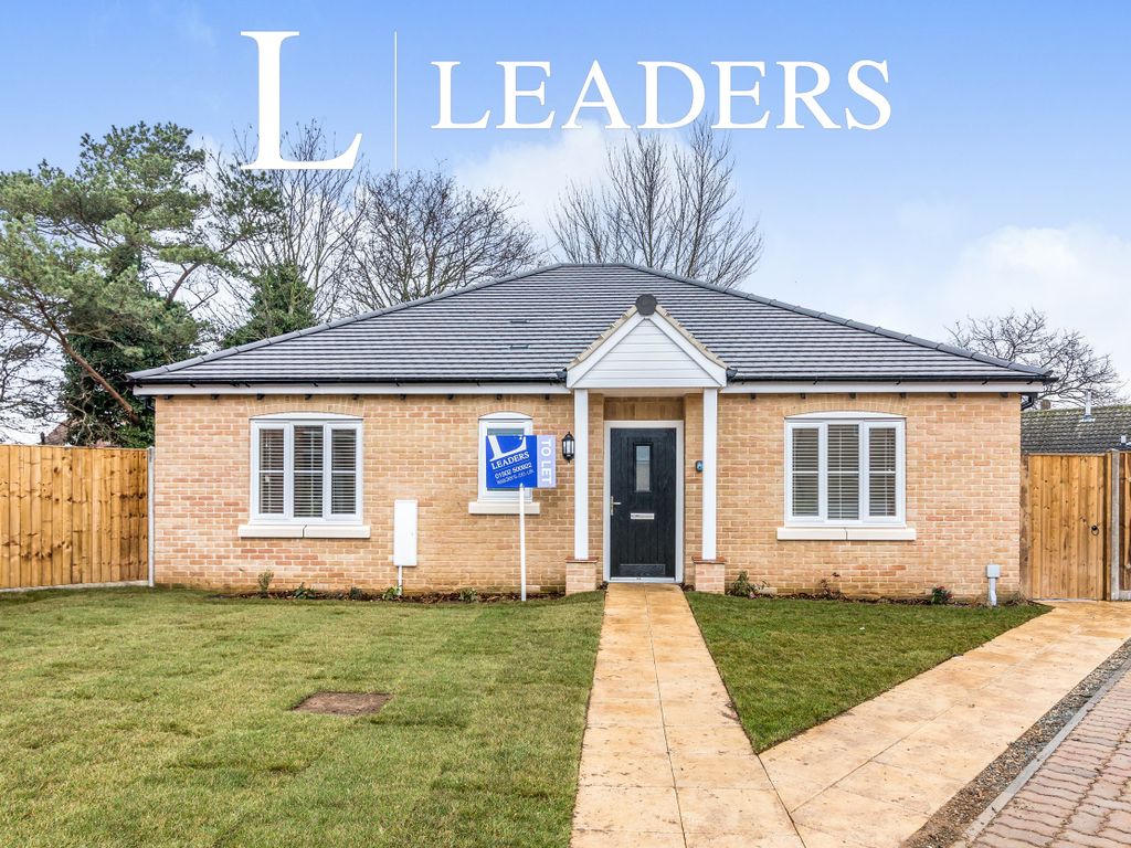 3 bed bungalow to rent in Ash Drive, Martham, Great Yarmouth, Norfolk