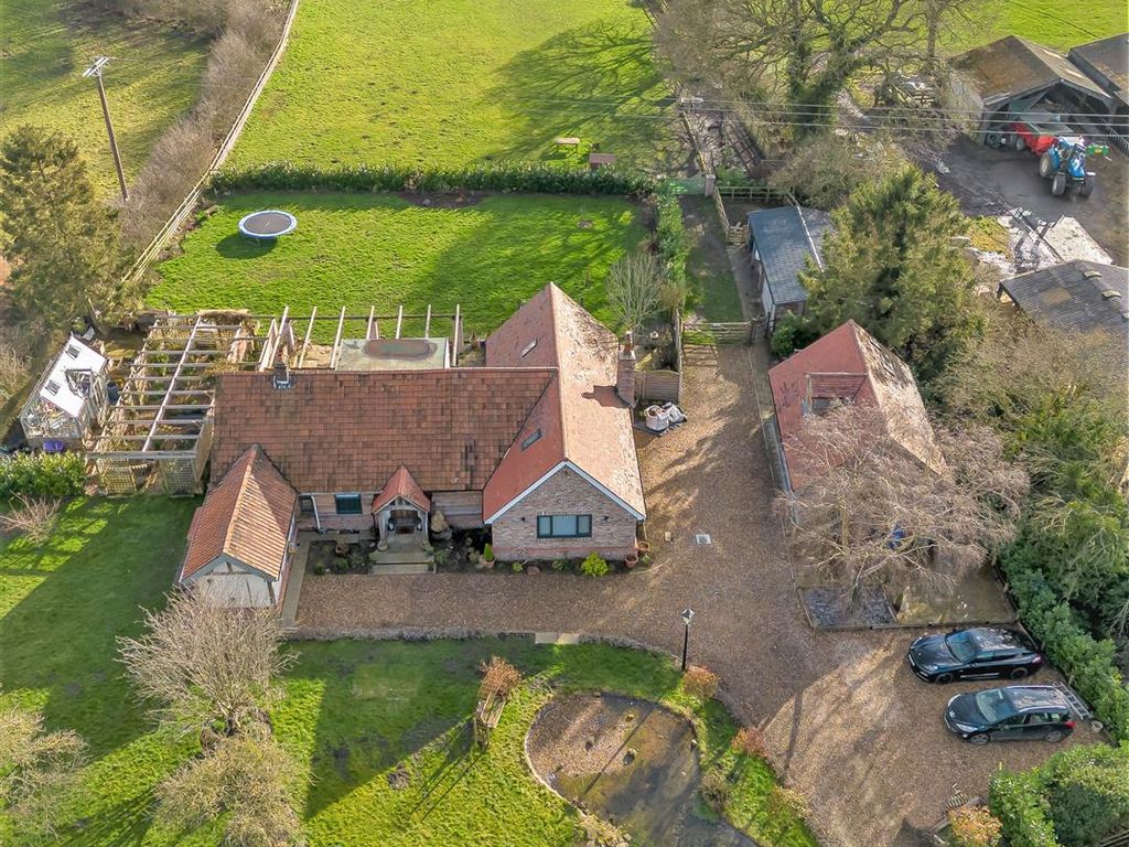 4 bed detached house for sale in Hull Road, Wilberfoss, York, 5 YO41