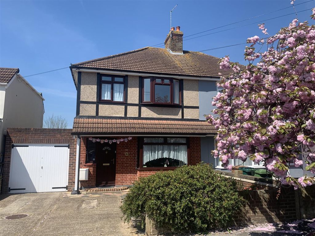 3 bed semidetached house for sale in Portland Road, Ashford TW15 Zoopla