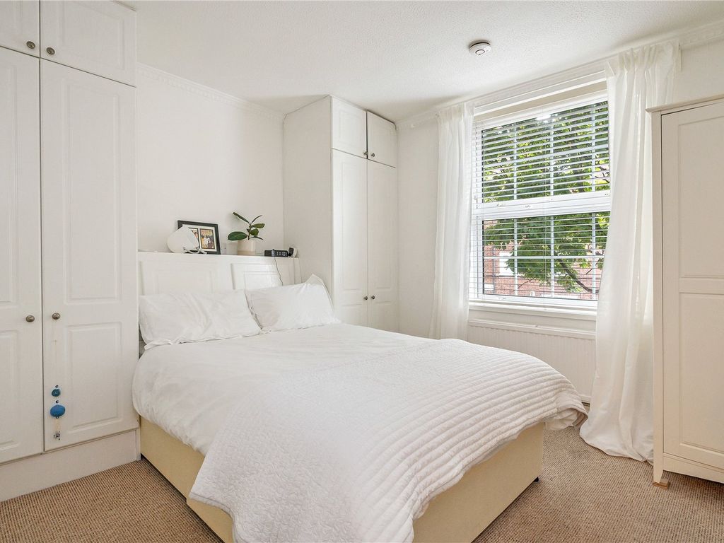 Whiston House Bingham Court Halton Road London N1