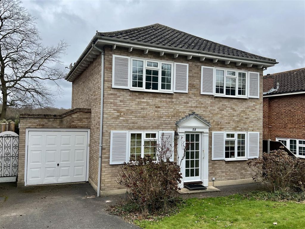 4 bed detached house for sale in Shenfield Place, Shenfield, Brentwood ...