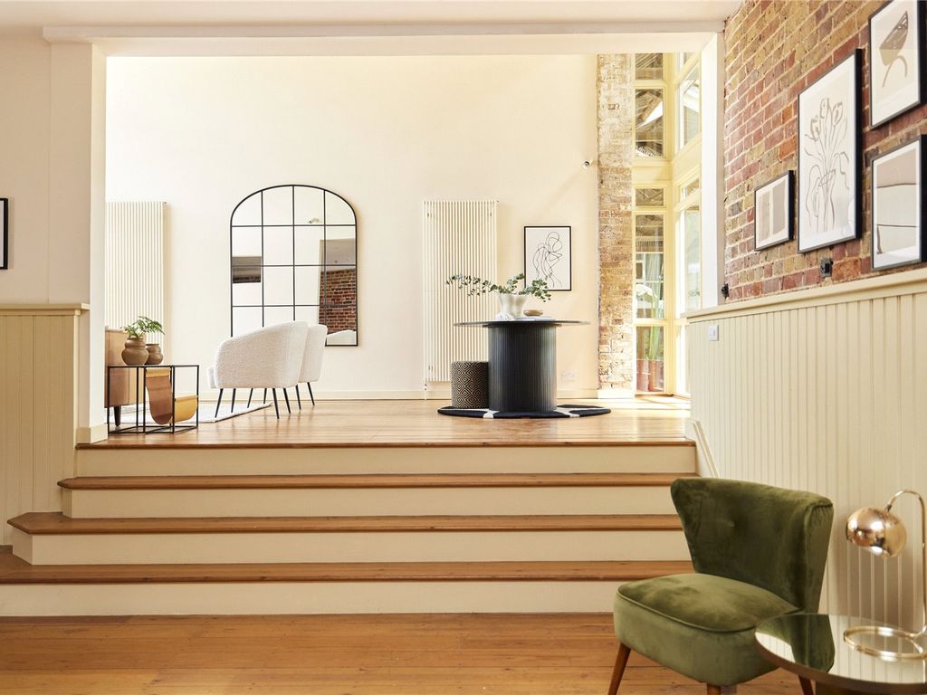 5 bed semidetached house for sale in Mashbury Road, Chignal St. James