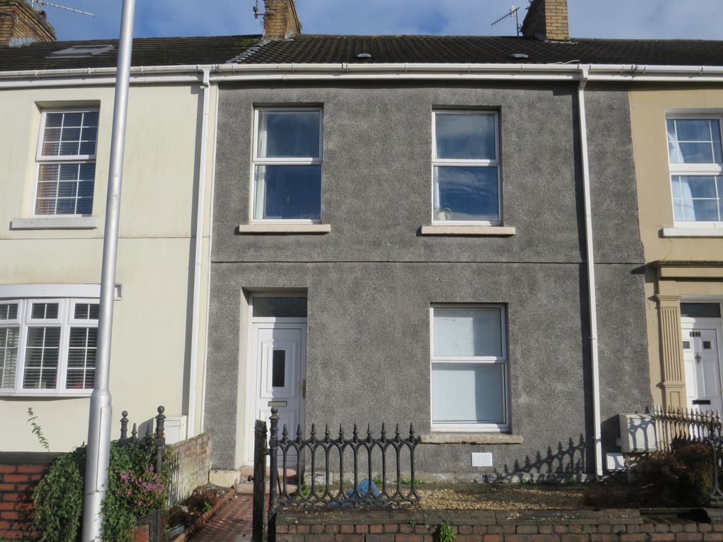 3 bed terraced house for sale in New Road, Llanelli SA15, £149,995 Zoopla