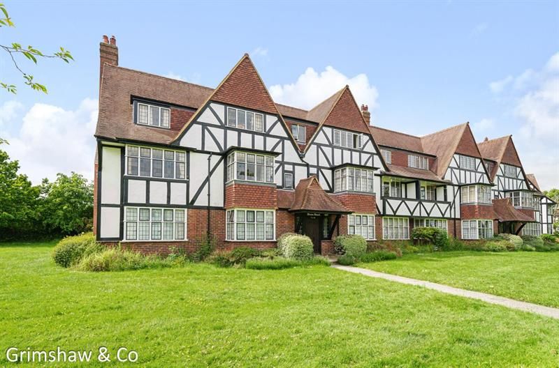 2 bed flat for sale in Devon Court, Links Road, Hanger Hill Garden