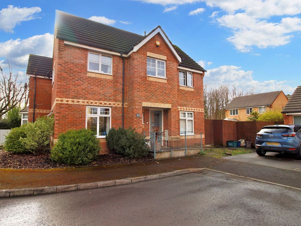 3 bed detached house for sale in Old Hall Close, Newport NP10 Zoopla