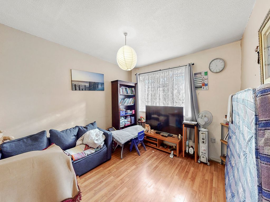 Eleanor Walk, London SE18  