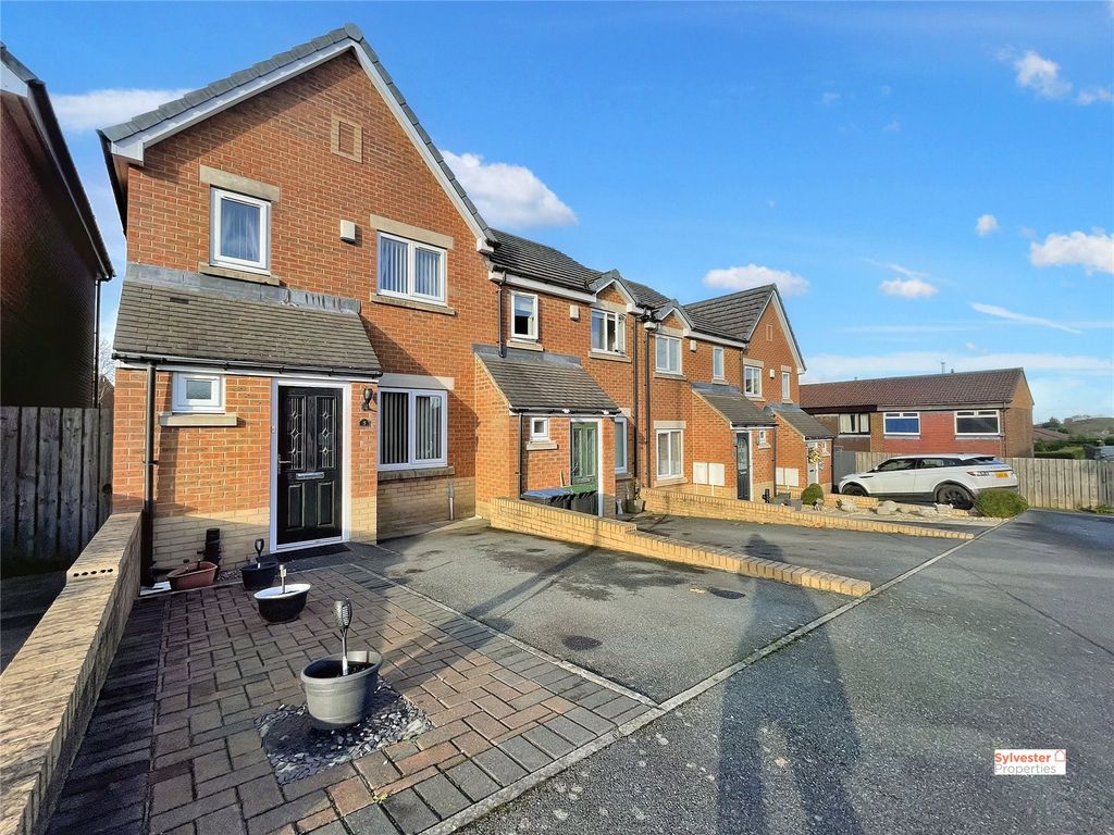 2 bed semidetached house for sale in Manor Court, Catchgate, Stanley