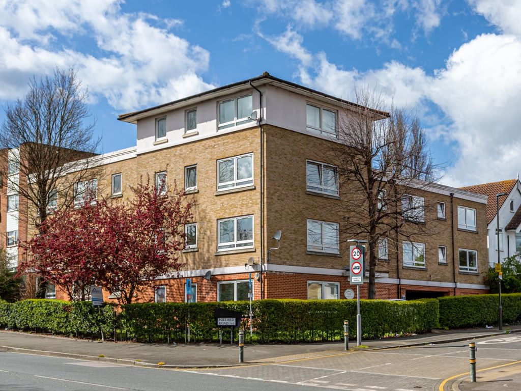 2 bed flat for sale in Clarendon Court, 1A Pollard Road, Morden SM4