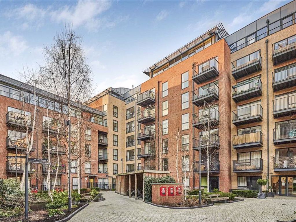 2 bed flat for sale in Carney Place, London SW9 Zoopla