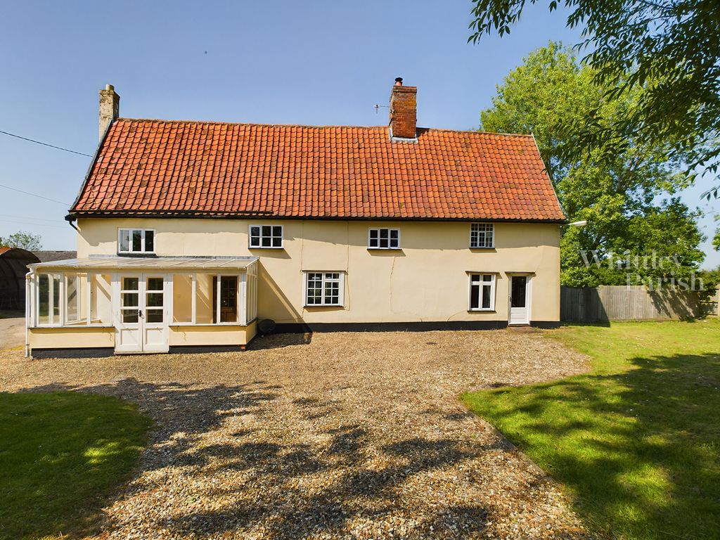 4 bed farmhouse to rent in Short Green, Winfarthing, Diss IP22 Zoopla