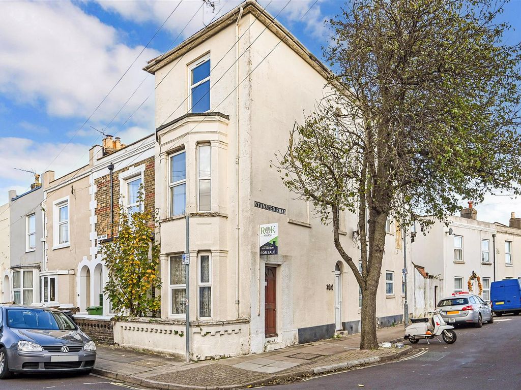 1 bed flat for sale in Britannia Road, Southsea PO5, £140,000 Zoopla