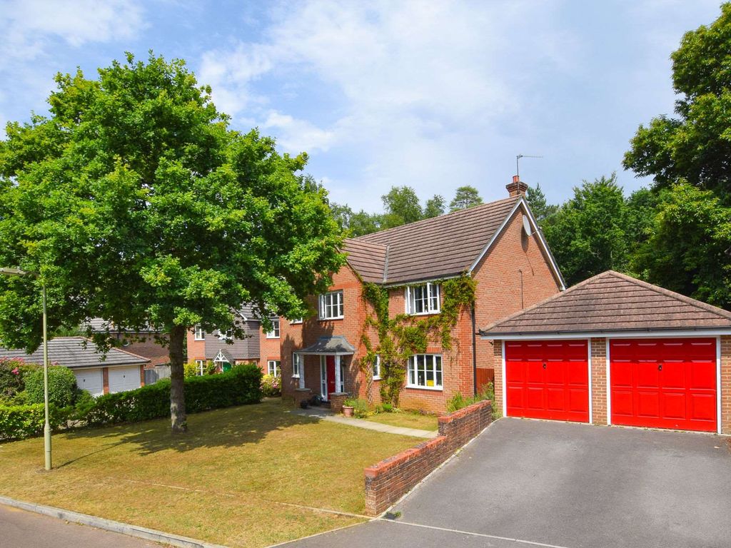 5 bed detached house for sale in Monument Chase, Whitehill, Bordon GU35