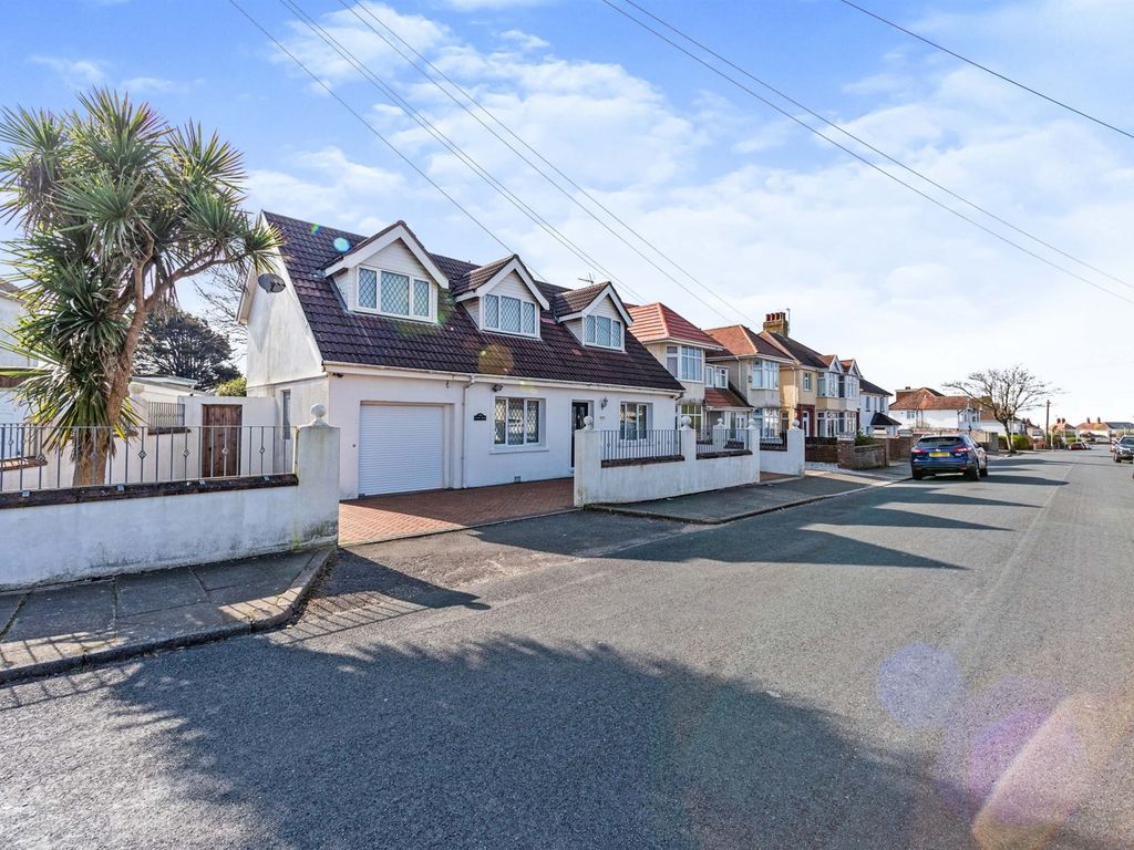 4 bed detached house for sale in Severn Road, Porthcawl CF36 Zoopla