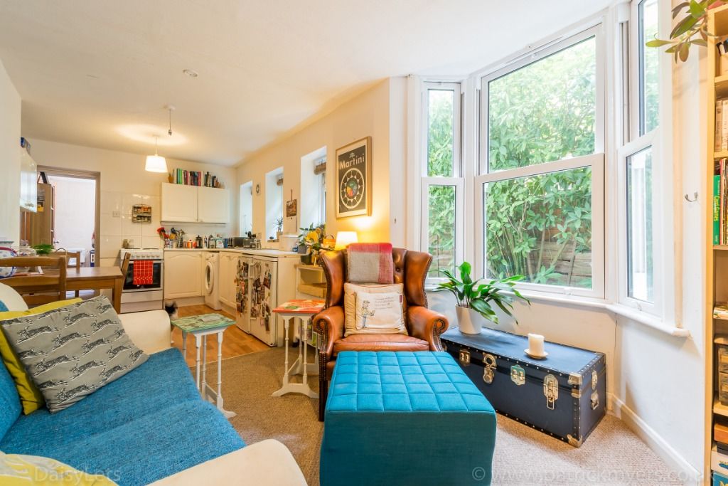 2 bed flat to rent in Friern Road, East Dulwich, London SE22 Zoopla