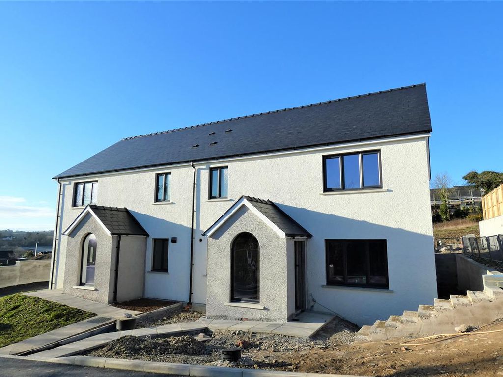 3 bed semidetached house for sale in Brooklands Park, Haverfordwest