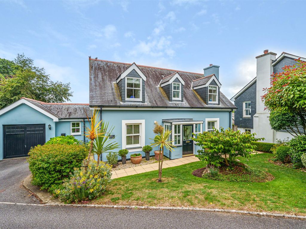 3 bed detached house for sale in Manor Gardens, Truro TR1 Zoopla