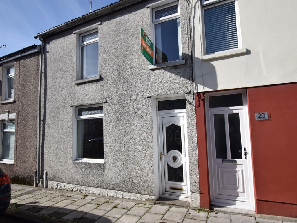 3 bed terraced house for sale in Francis Street, Fleur De Lis