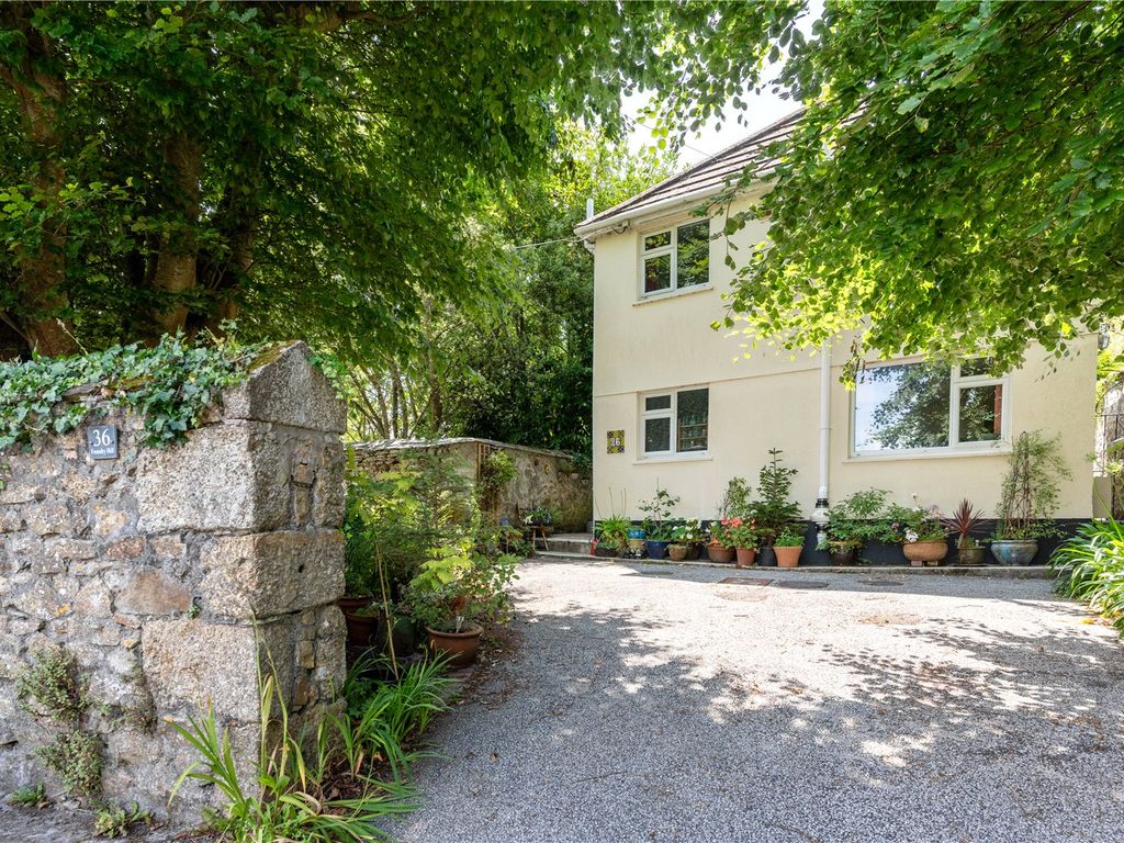 3 bed detached house for sale in Foundry Hill, Hayle, Cornwall TR27, £