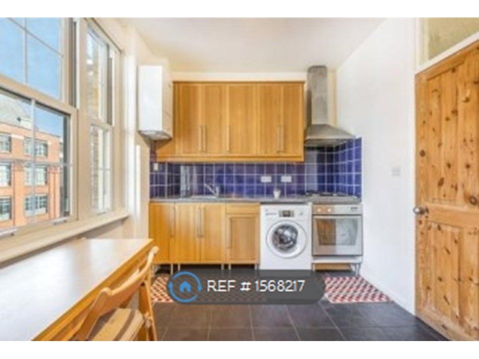 Room to rent in Devon Mansions, London SE1 Zoopla
