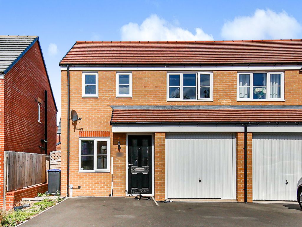 3 bed semidetached house for sale in Ripley Close, Chester Le Street