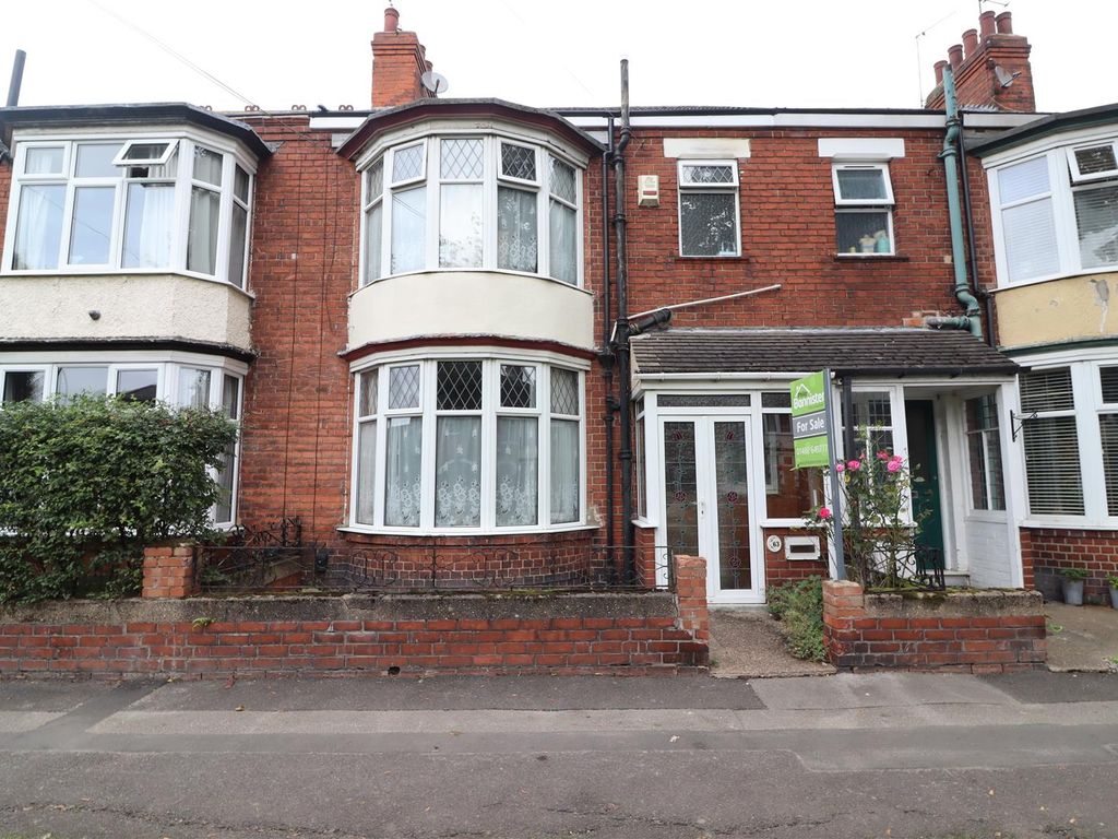 3 bed terraced house for sale in Desmond Avenue, Hull HU6, £149,950
