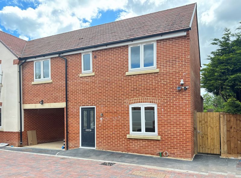 3 bed end terrace house for sale in Winget Close, Podsmead Road