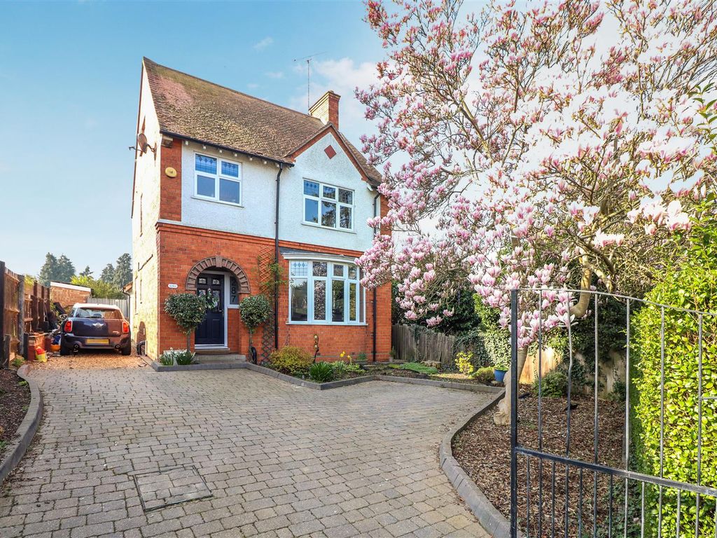 4 bed detached house for sale in Wellingborough Road, Rushden NN10 Zoopla