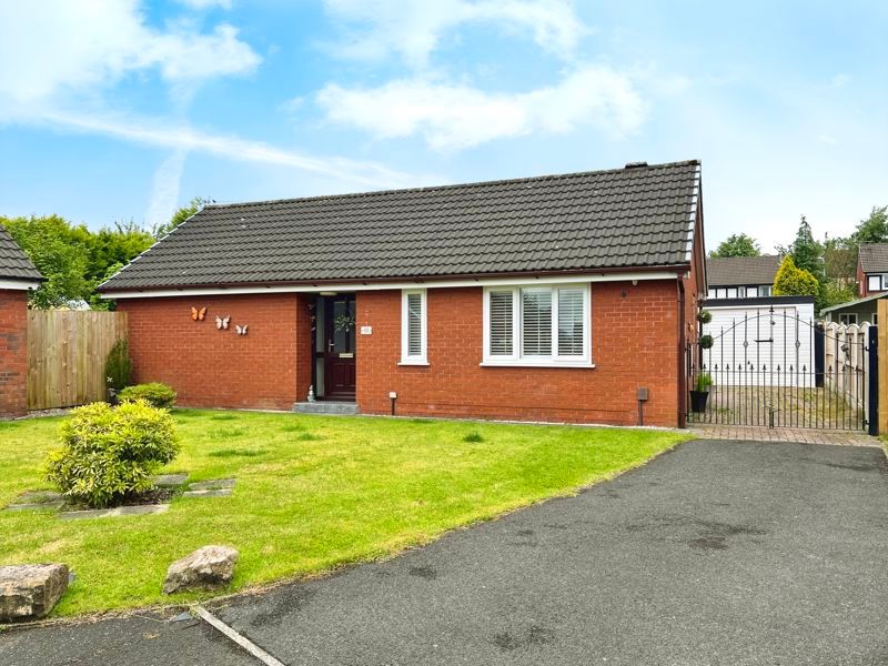 2 bed detached bungalow for sale in Weavers Green, Farnworth, Bolton