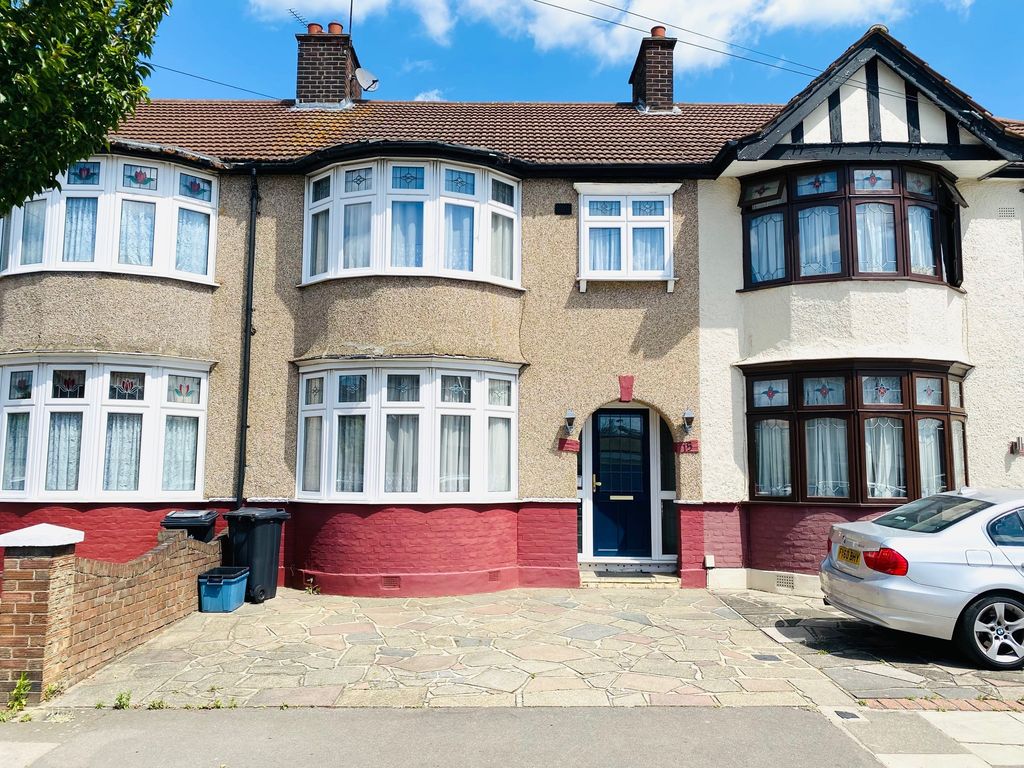 3 bed terraced house for sale in Flora Gardens, Chadwell Heath, Esex