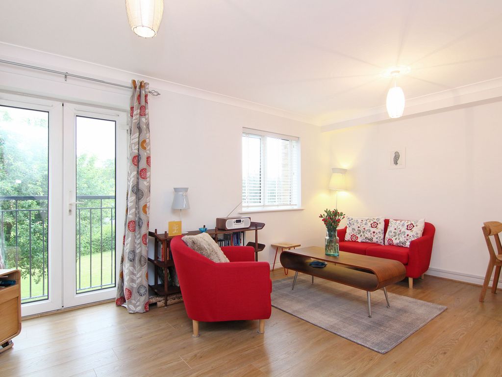 1 bed flat to rent in Varsity Drive, Twickenham TW1 Zoopla