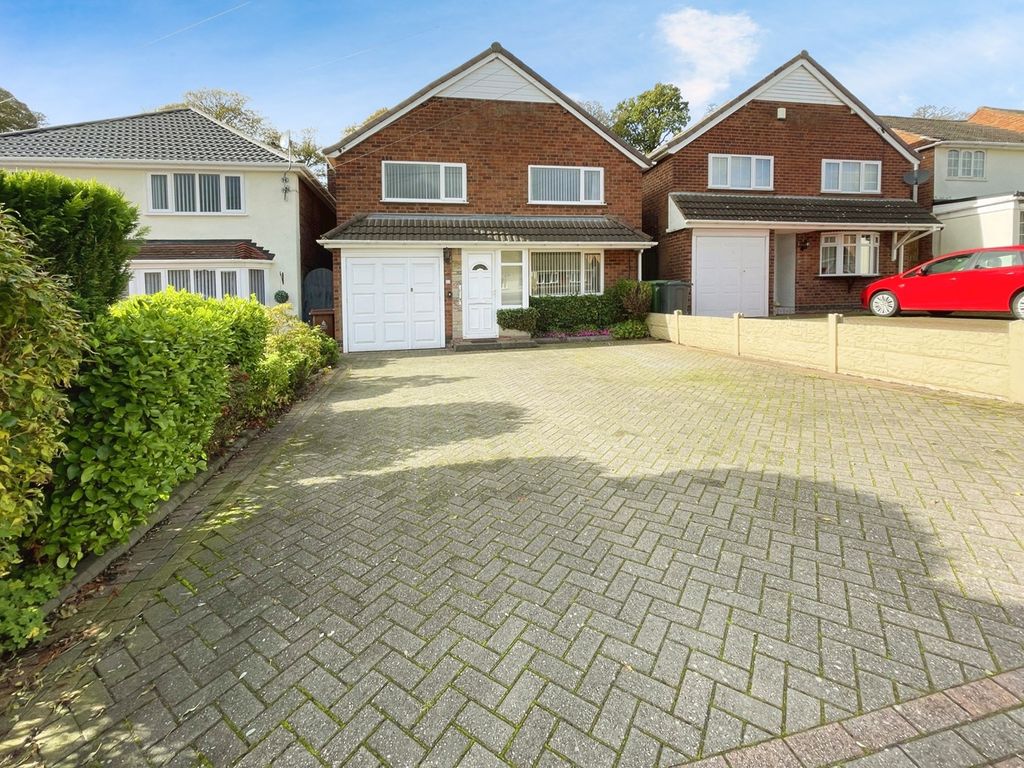 3 bed detached house for sale in Park Farm Road, Birmingham B43, £