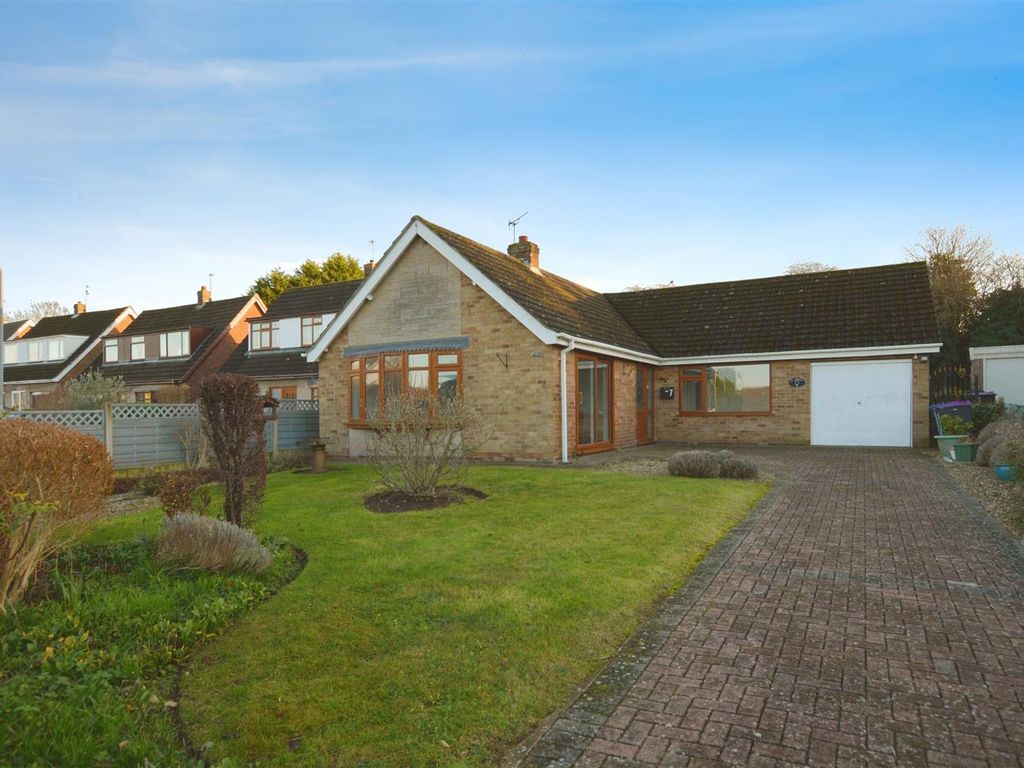 3 bed detached bungalow for sale in Astley Crescent, Scotter