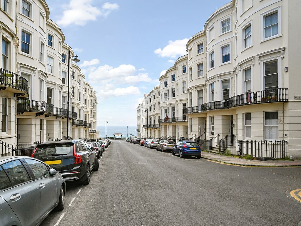 2 bed flat for sale in Eaton Place, Brighton BN2 Zoopla