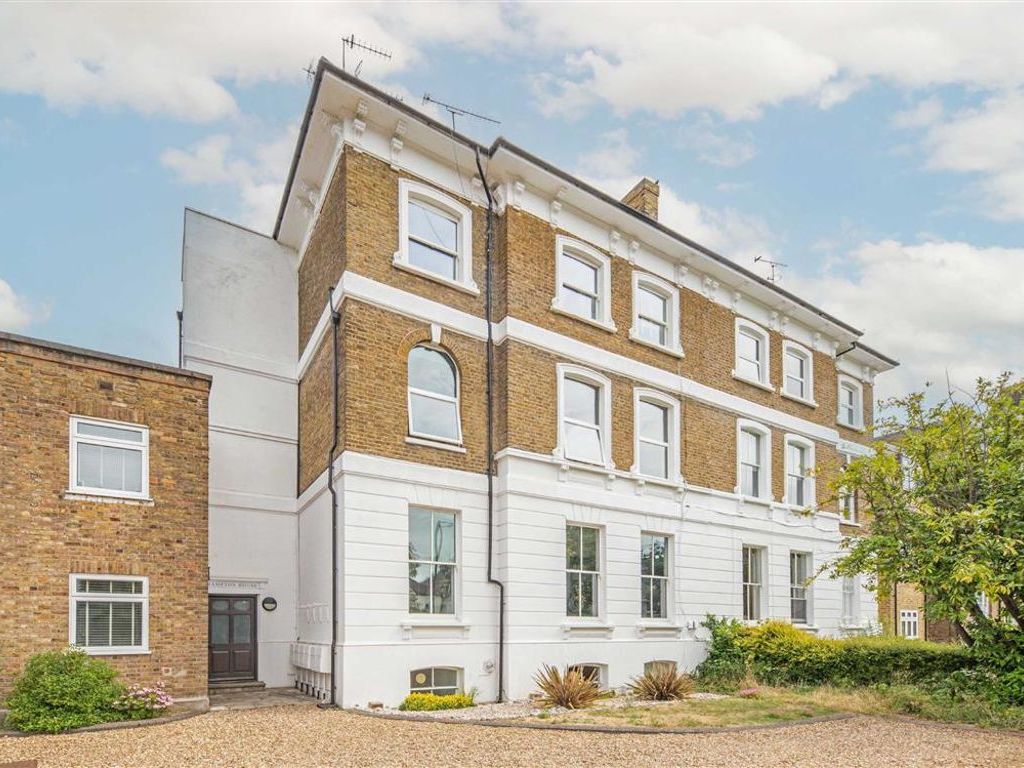 2 bed flat for sale in Hampton Road, Teddington TW11, £549,999 Zoopla