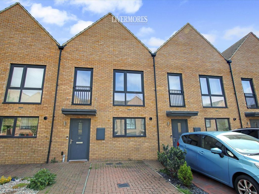 3 bed terraced house to rent in Ashmore Close, Dartford DA1 Zoopla