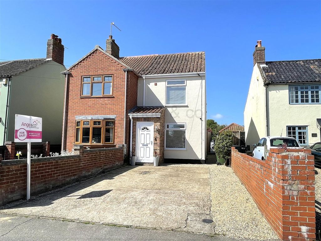 2 bed semidetached house for sale in The Street, Blundeston, Lowestoft
