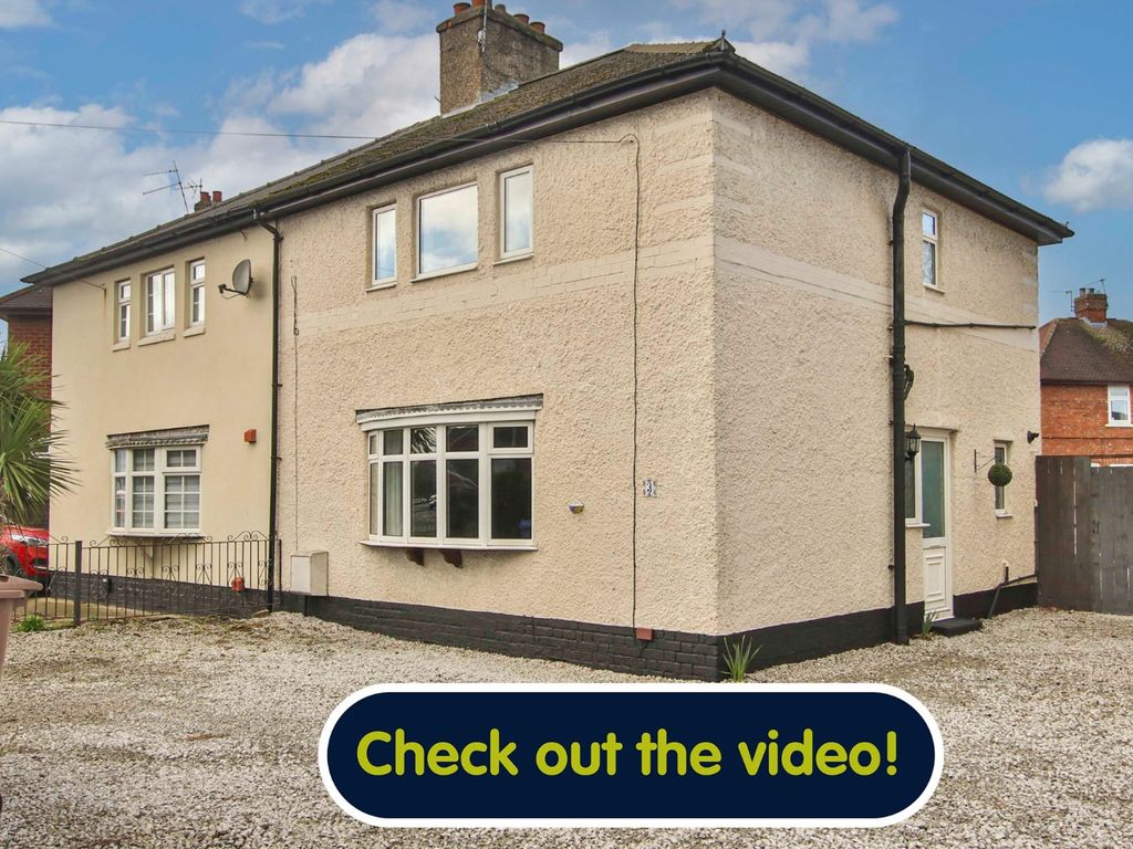 3 bed semidetached house for sale in Baynard Avenue, Cottingham HU16