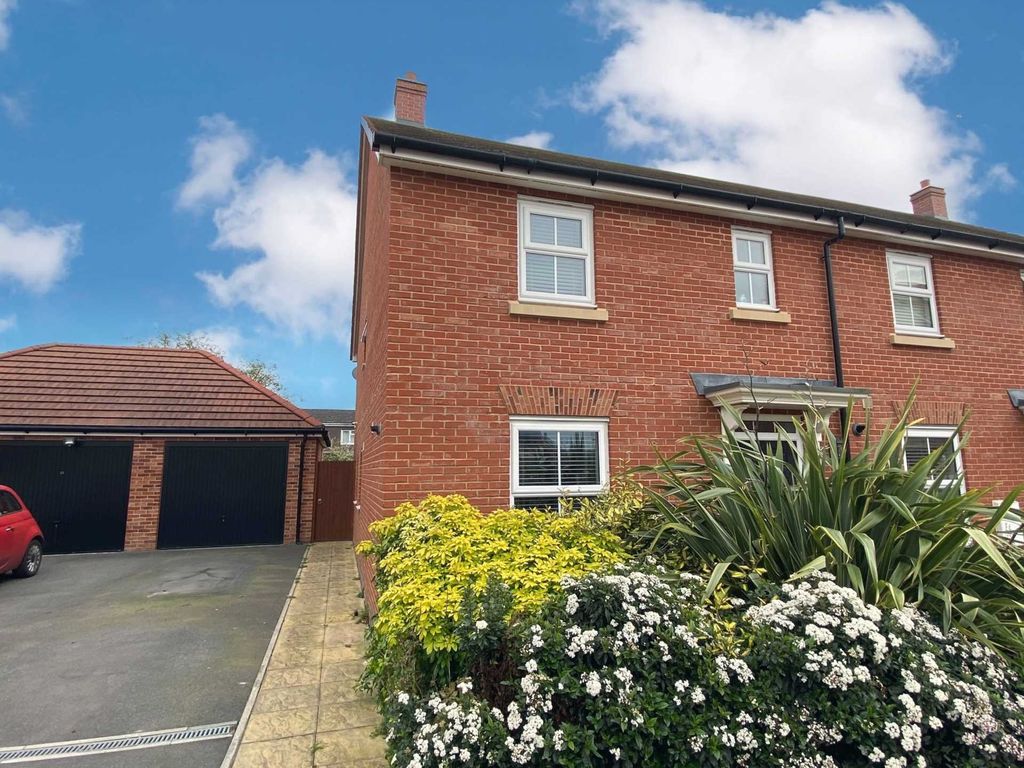 3 bed end terrace house for sale in Imray Place, Wallingford OX10 Zoopla